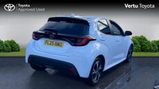 Toyota Yaris 1.5 Hybrid Design 5dr CVT Hybrid Hatchback